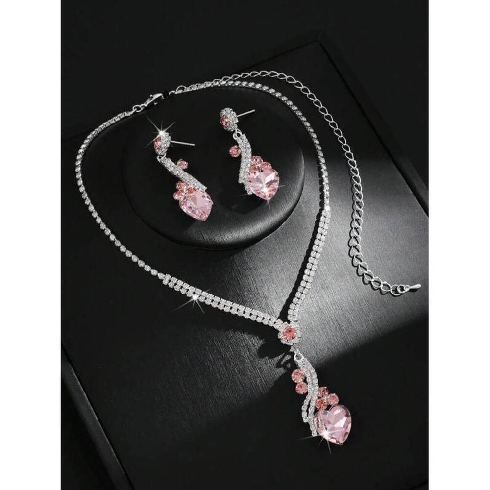 Jewelry Set: Heart Necklace, Earrings, / Y2K Minimalist - Picture 3 of 5